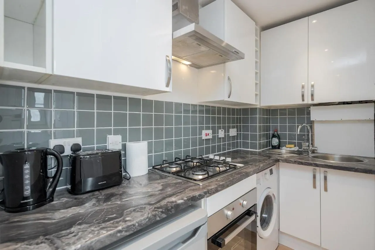 Cosy And Comfortable London Bridge Home Apartment